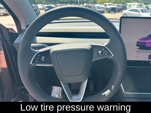 Used 2026 Tesla Model Y Long Range RWD image 19