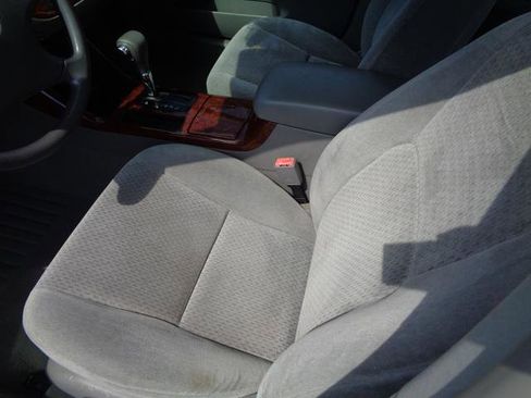 Used 2002 Toyota Camry LE image 19
