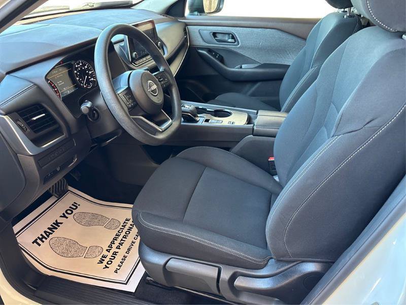 Used 2023 Nissan Rogue S FWD image 9
