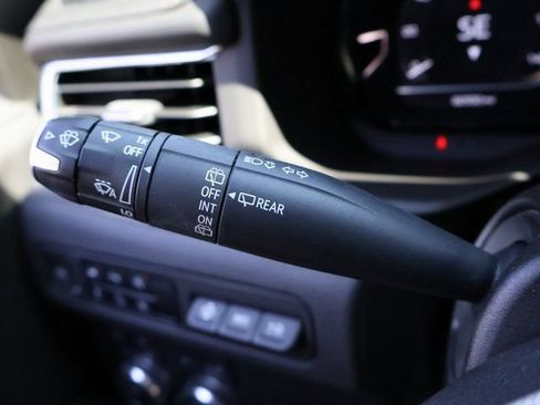 Certified 2023 GMC Yukon Denali AWD/4WD image 41