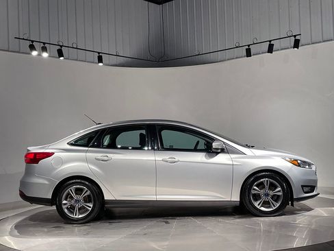 Used 2017 Ford Focus SE image 10