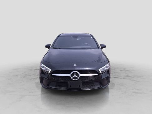Used 2022 Mercedes-Benz A 220 4MATIC image 3