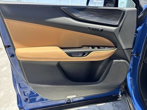 Certified 2025 Lexus NX 250 FWD w/ Accessory Package (K3) image 13