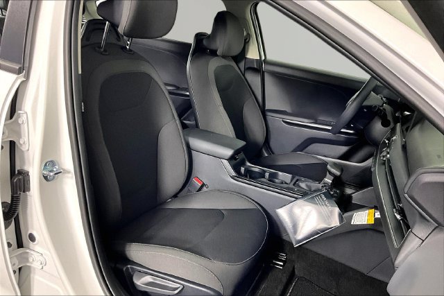 New 2026 Kia K4 FWD image 11