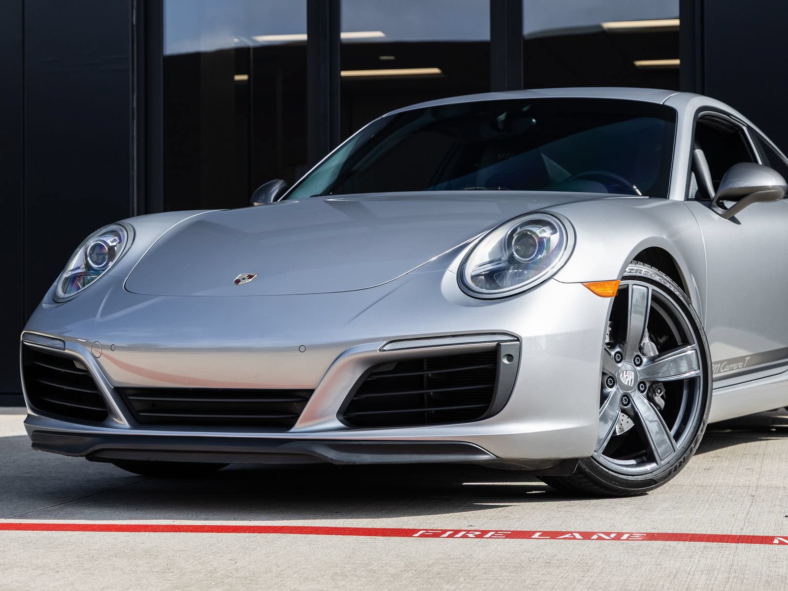 Certified 2018 Porsche 911 Carrera T RWD image 7