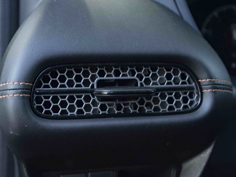 Used 2025 Honda HR-V Sport image 37