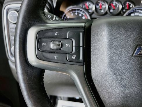 Used 2021 Chevrolet Silverado 1500 LT Trail Boss w/ Convenience Package II AWD/4WD image 15