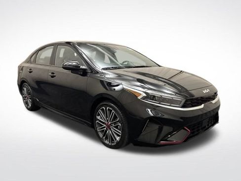 Used 2023 Kia Forte GT FWD image 3