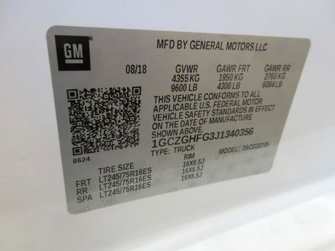 Used 2018 Chevrolet Express 3500 Extended w/ Driver Convenience Package image 29