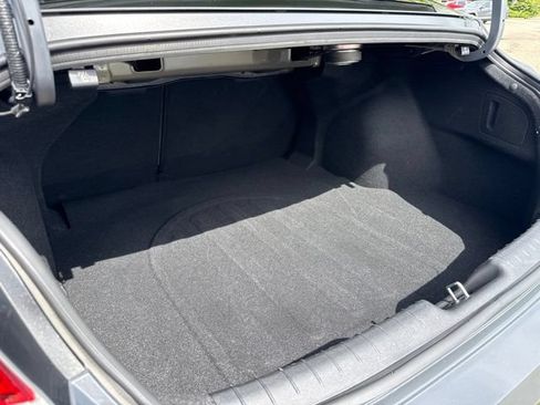 Used 2024 Hyundai Elantra Limited FWD image 38