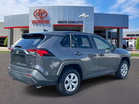 Used 2024 Toyota RAV4 LE FWD image 7