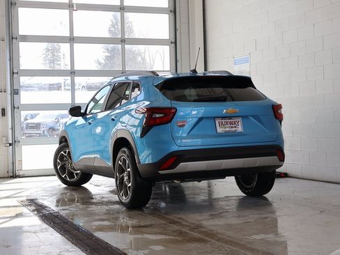New 2026 Chevrolet Trax LT w/ Driver Confidence Package image 33