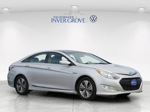 Used 2014 Hyundai Sonata Limited w/ Panoramic Sunroof Package 02 FWD image 1