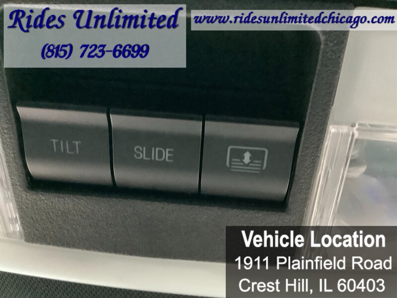 Used 2017 Ford Explorer Platinum AWD/4WD image 36