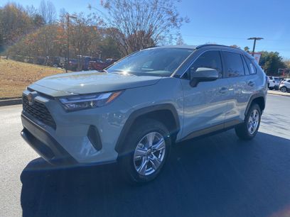 Used 2022 Toyota RAV4 XLE