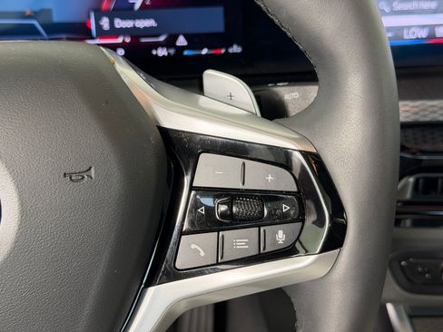 Certified 2025 BMW 330i Sedan image 24