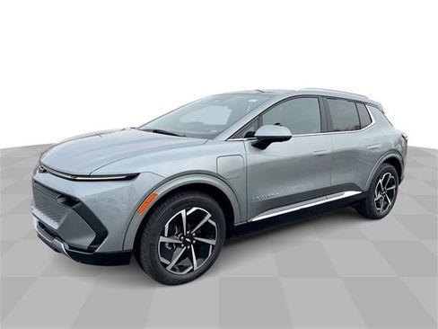 Used 2025 Chevrolet Equinox EV LT w/ Convenience Package image 1