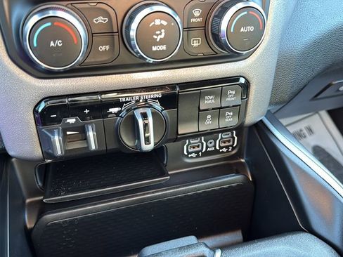 Used 2022 RAM 1500 Big Horn image 26