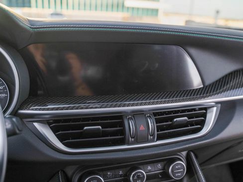 Used 2020 Alfa Romeo Stelvio Quadrifoglio image 35