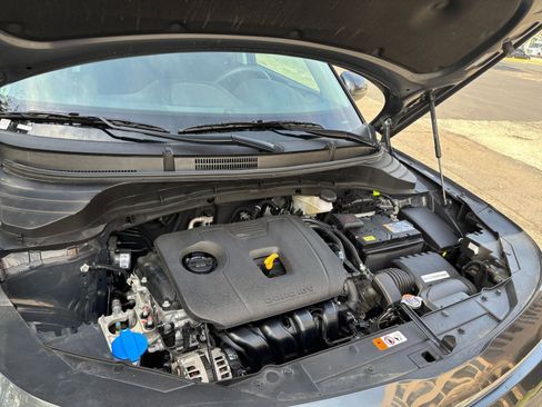 Used 2025 Kia Soul LX w/ LX Technology Package image 27