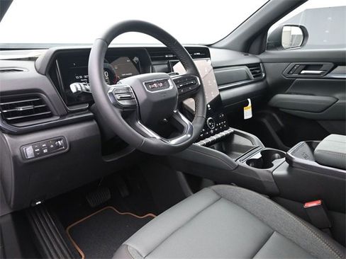 New 2026 GMC Terrain AT4 w/ Convenience Package III image 8