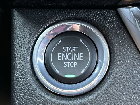 New 2026 Buick Envista Sport Touring FWD image 17