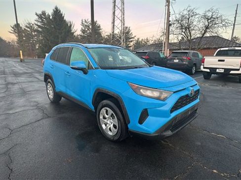 Used 2019 Toyota RAV4 LE image 27
