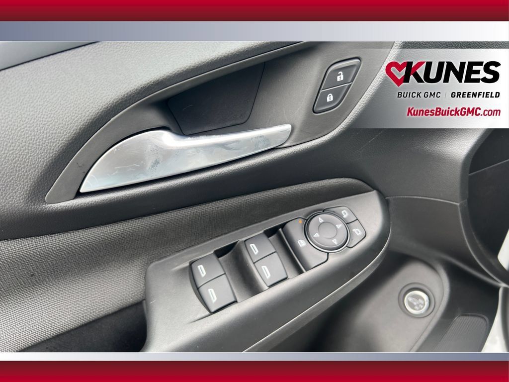 New 2026 Buick Envista Sport Touring w/ Convenience I Package FWD image 18