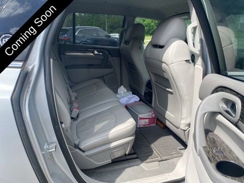 Used 2013 Buick Enclave Leather AWD/4WD image 19