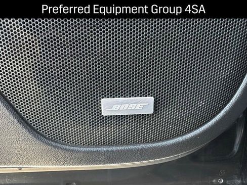 Used 2017 GMC Acadia SLT image 16