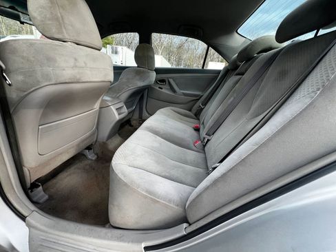 Used 2009 Toyota Camry LE image 10