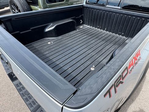 Used 2023 Toyota Tacoma TRD Off-Road image 11