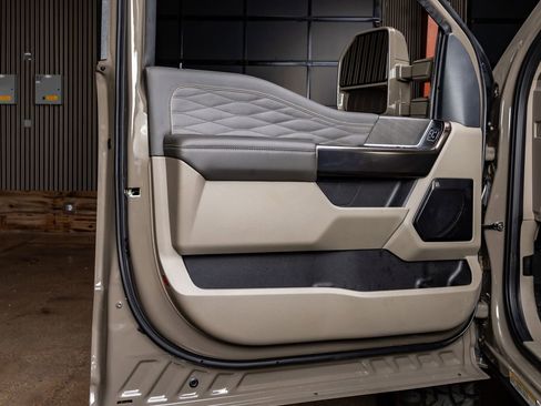 Used 2026 Ford F450 Platinum w/ Platinum Plus Package image 34