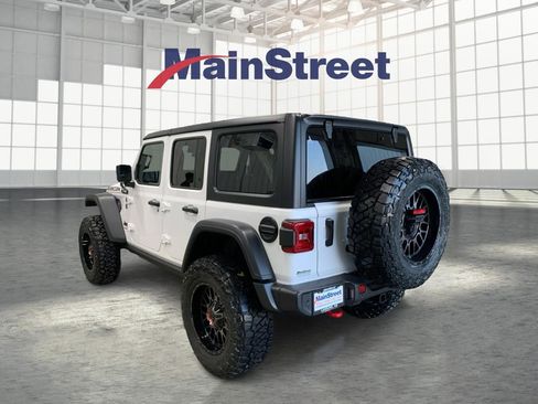 Used 2024 Jeep Wrangler Unlimited Rubicon w/ Technology Group AWD/4WD image 3