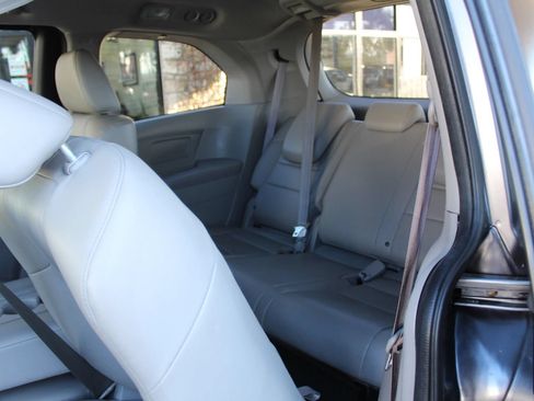 Used 2015 Honda Odyssey EX-L image 14