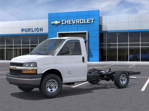 New 2025 Chevrolet Express 3500 w/ Power Convenience Package image 2