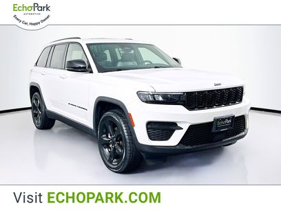 Used 2022 Jeep Grand Cherokee Altitude