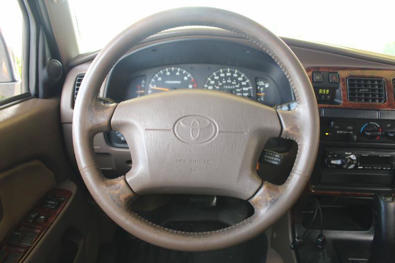 Used 1998 Toyota 4Runner Limited AWD/4WD image 31