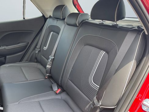 New 2025 Hyundai Venue Limited image 14