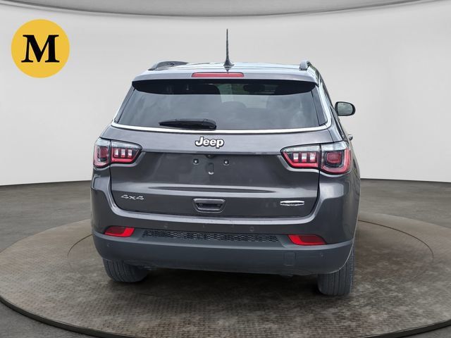 Used 2023 Jeep Compass Latitude AWD/4WD image 4