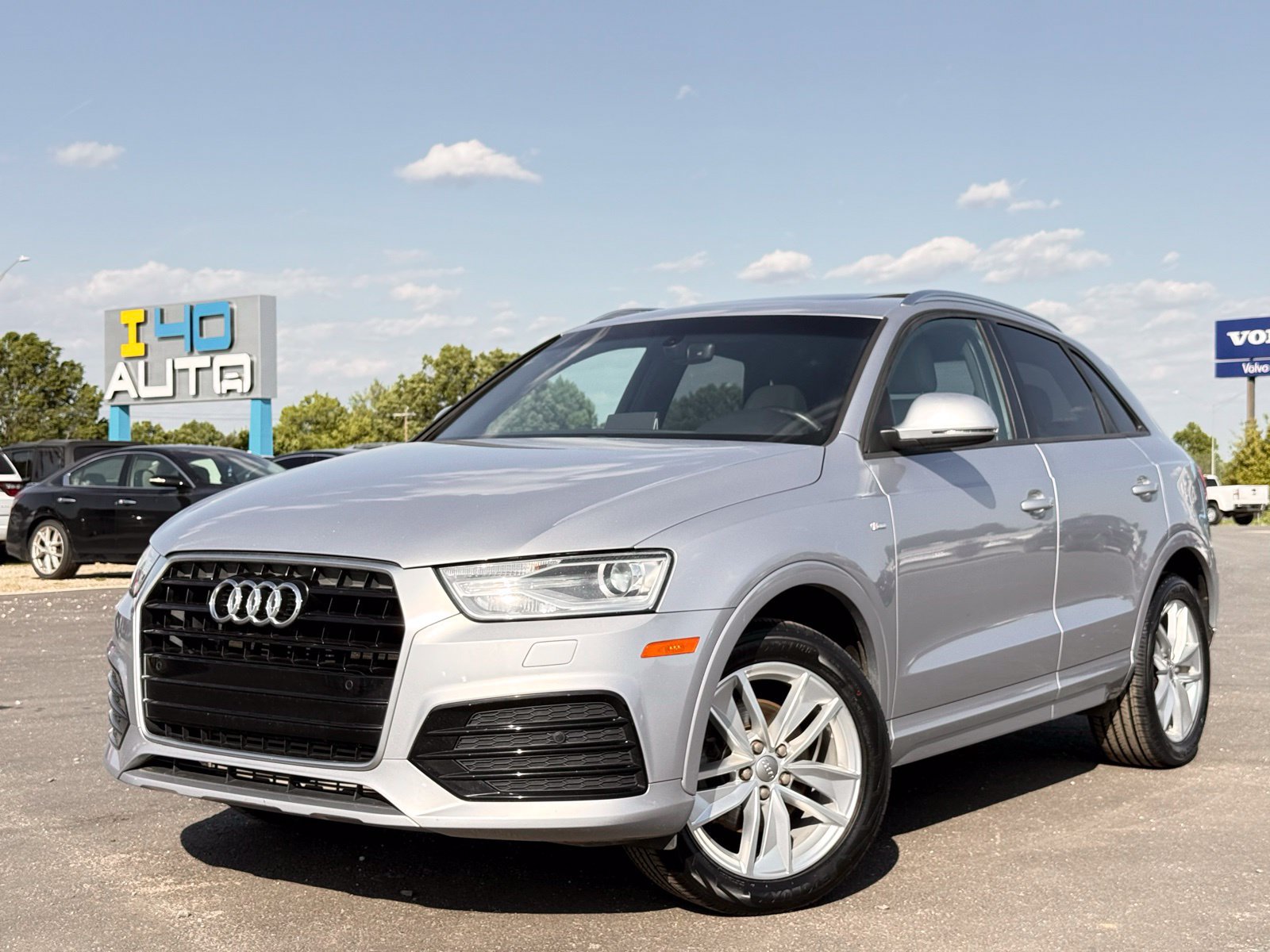 Used 2018 Audi Q3 2.0T Premium FWD image 1