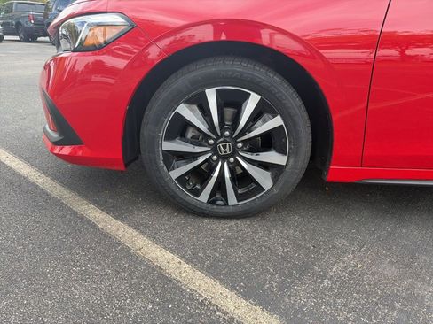 Certified 2024 Honda Civic EX-L image 29