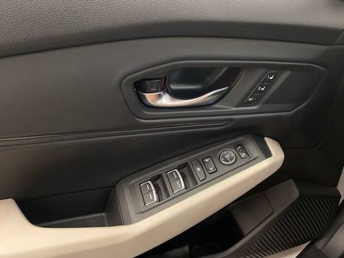 Used 2024 Honda Accord EX-L image 18