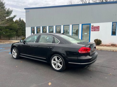 Used 2015 Volkswagen Passat 1.8T SEL Premium image 4