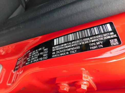 Used 2021 Jeep Renegade Latitude w/ Luxury Group II AWD/4WD image 8