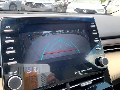 Used 2019 Toyota Avalon XLE w/ Moonroof Package FWD image 27