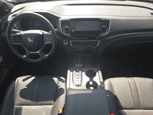 Used 2024 Honda Passport TrailSport image 13