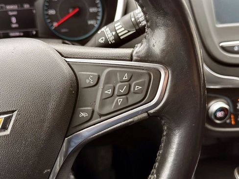 Used 2018 Chevrolet Equinox LT image 21