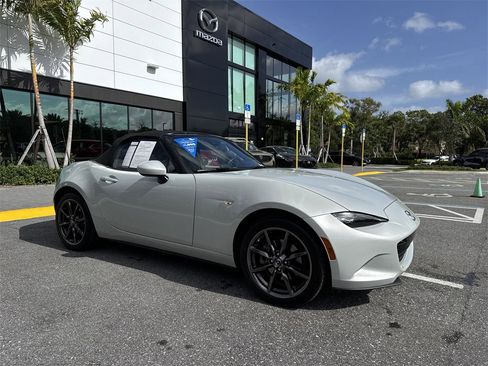 Used 2019 MAZDA MX-5 Miata Grand Touring image 7