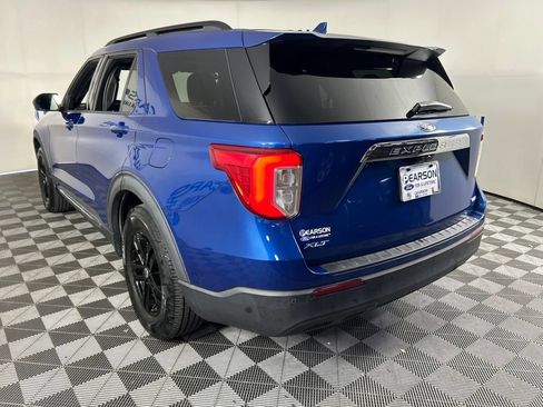 Used 2020 Ford Explorer XLT w/ Comfort Package AWD/4WD image 9